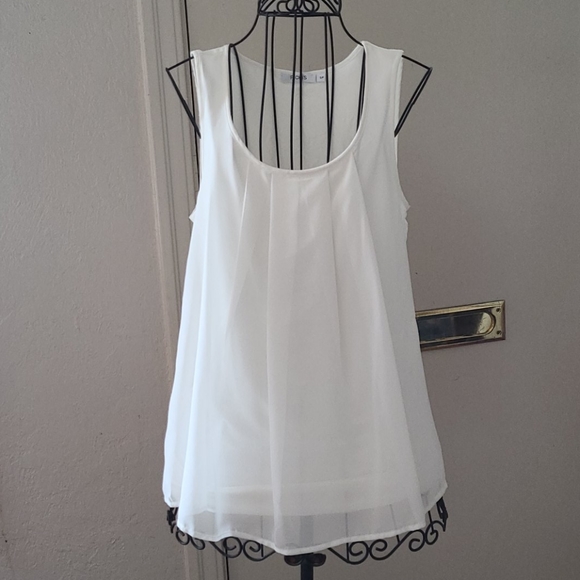 Top - Picture 1 of 2